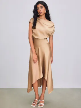 Vestido Maxi con Cuello Barco Asimétrico y Volante